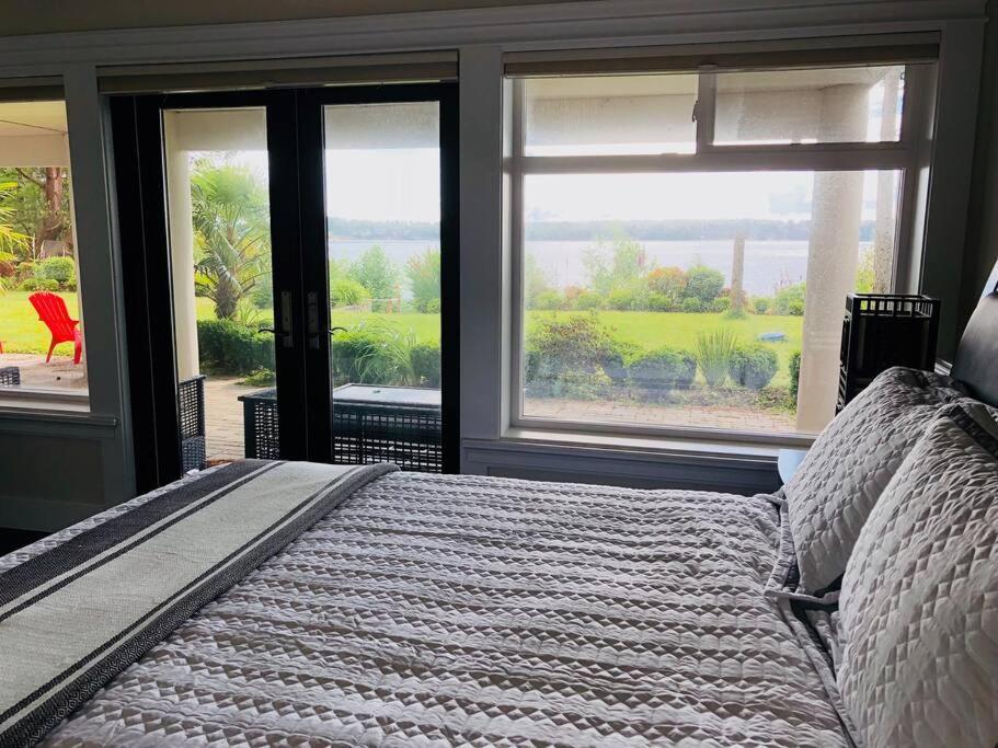 Saanichton Waterfront 2Br Suite With Superb Views Extérieur photo